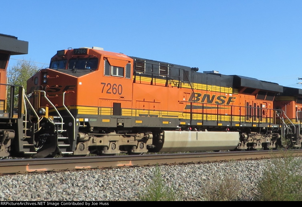 BNSF 7260